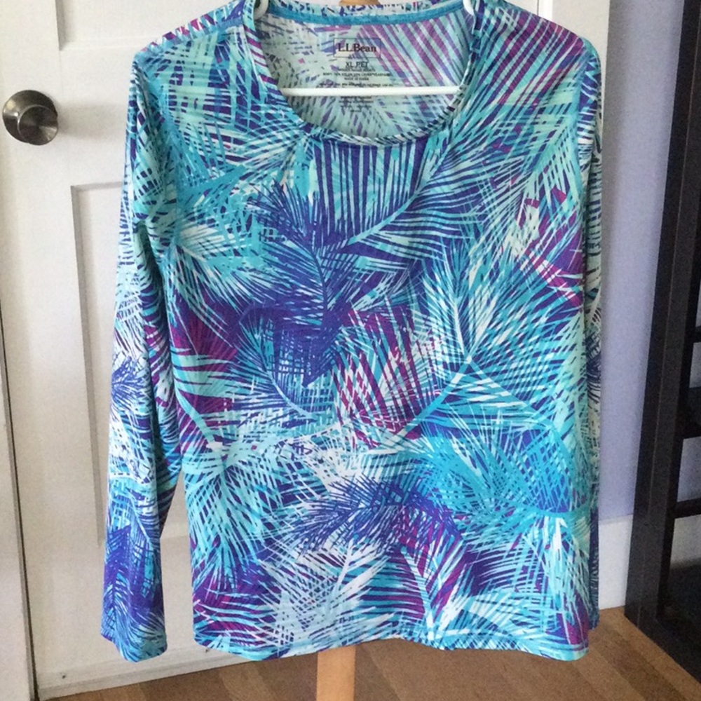 L.L. Bean top